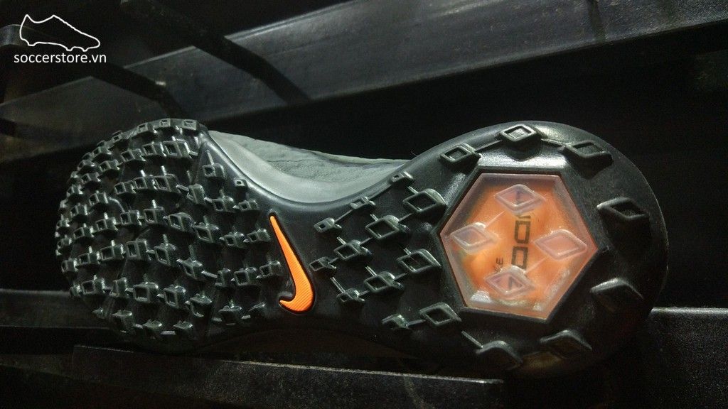 nike zoom hypervenom phantomx iii pro tf